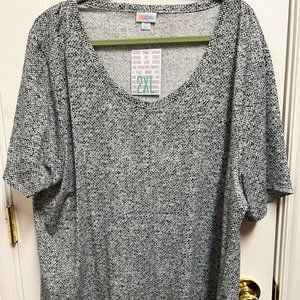 Lularoe Iris 2XL Short Sleeve Tunic ~ Black, White and a little Gray ~New With T